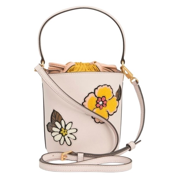 Tory Burch Robinson Bucket Bag Crossbody Purse Flower Appliqué NWT Leather - Picture 4 of 15